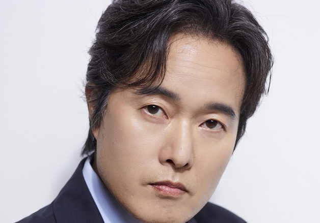 정승길, '아파트' 대단지 관리소장 변신…기러기 아빠 애환 그린다