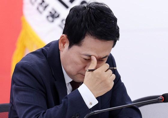 고심하는 장동혁