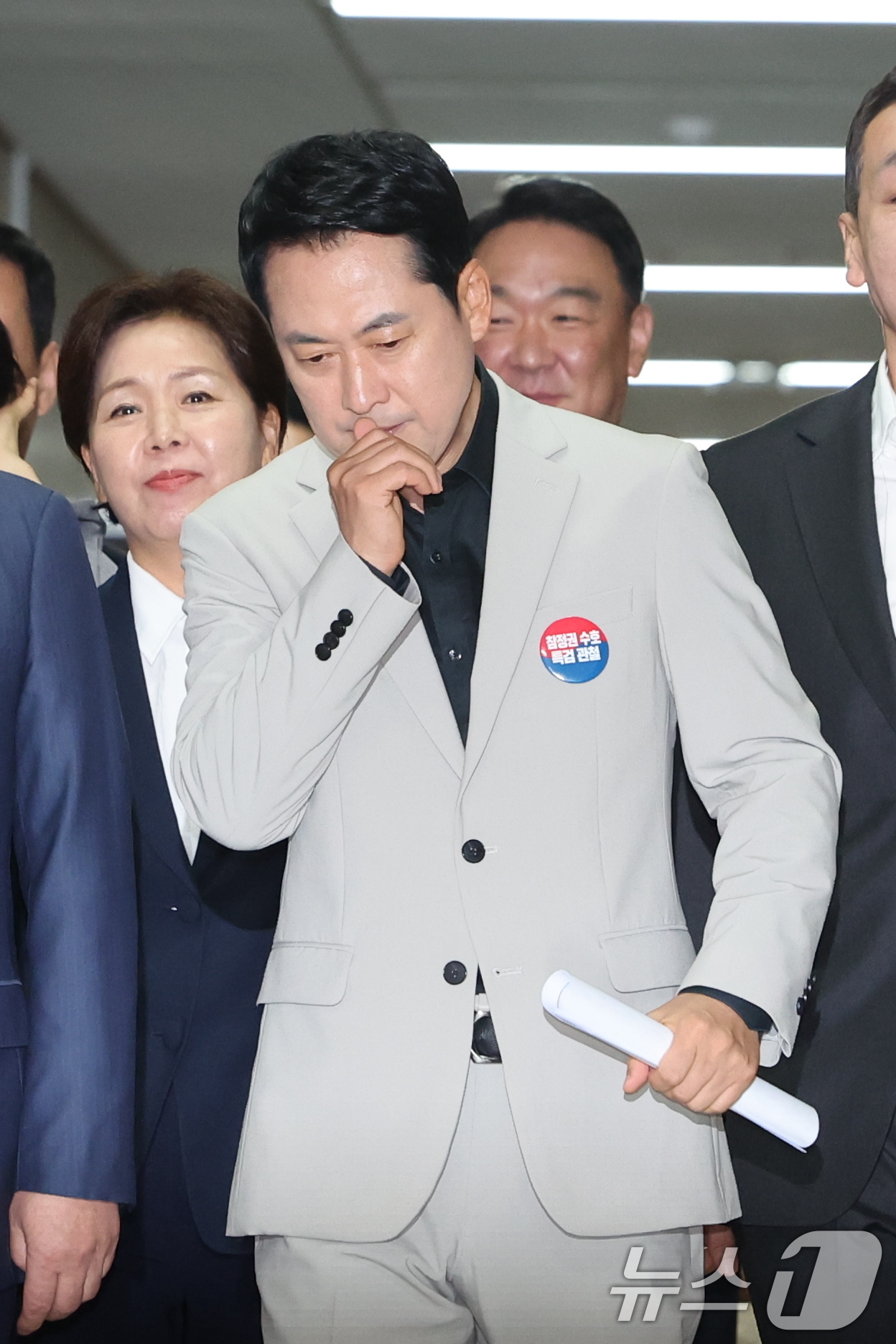 (서울=뉴스1) 황기선 기자 = 장동혁 국민의힘 대표가 9일 오전 서울 여의도 국회에서 열린 최고위원회의에 참석하고 있다. 2026.7.9/뉴스1
