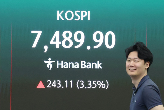 코스피, 美 훈풍에 3%대 반등…장 초반 7520선 회복[시황종합]