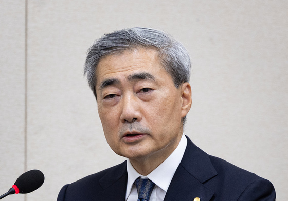 국회 재경위 업무보고하는 신현송 한은총재