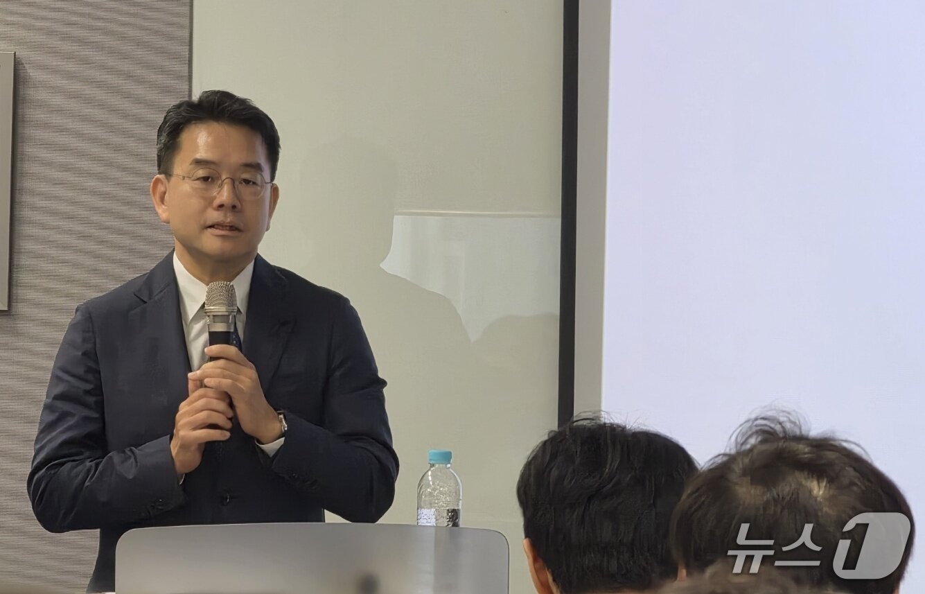본문 이미지 - 강희석 유진이엔티 대표가 유진그룹 미디어 사업 비전에 대해 발표하고 있다. ⓒ 뉴스1 안태현 기자