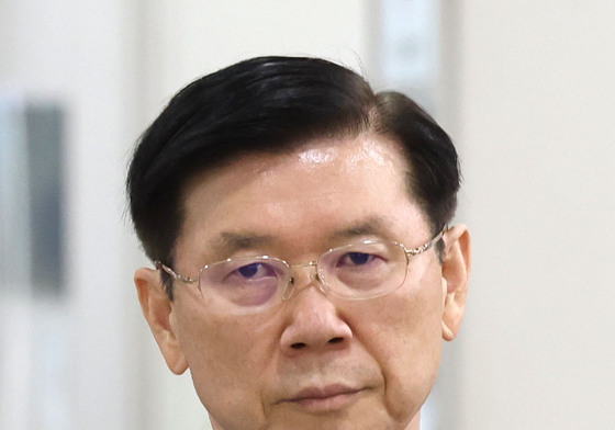 법정 향하는 '尹체포 저지' 혐의 박종준 전 경호처장