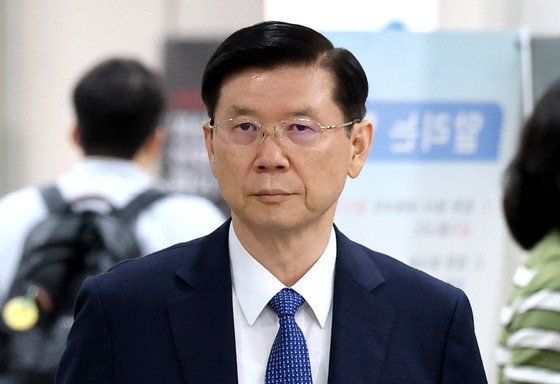 '尹체포 저지' 혐의 박종준 전 경호처장 법원 출석