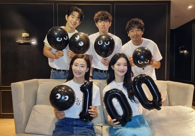 '눈동자' 100만 돌파…신민아 스릴러 통했다