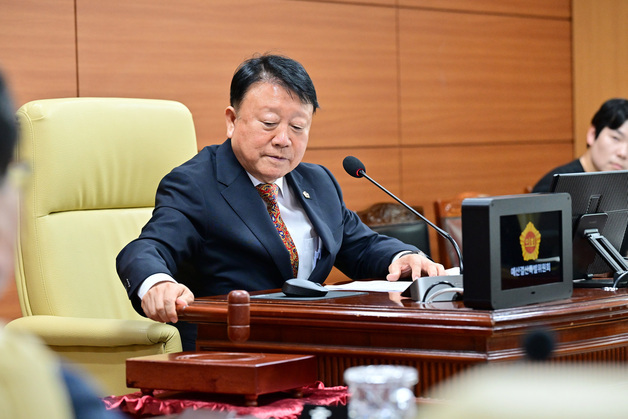 울산시의회 예결특위원장에 박용걸…윤리특위원장은 허희정