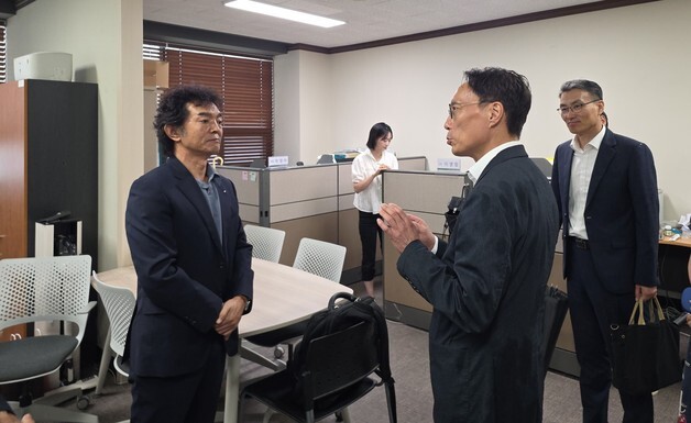 이승환 한강청장, 경기녹색환경지원센터 찾아 협력 방안 논의