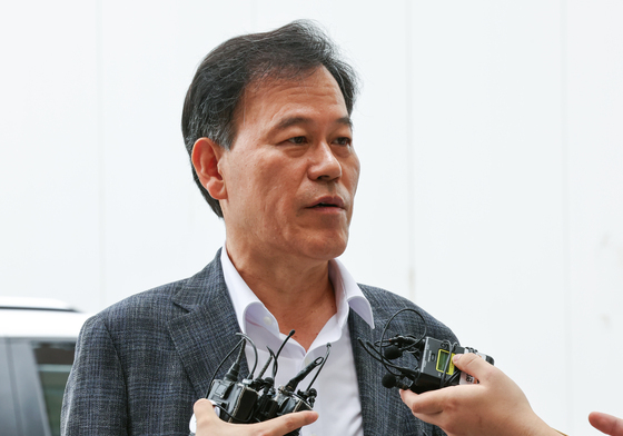 종합특검, '관저 특혜' 의혹 윤한홍 조사 9시간만에 종료
