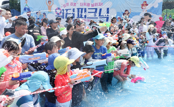 '더위야 가라!', 서울함 워터피크닉