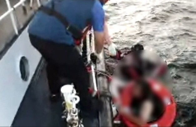 인천 자월도 모터보트 실종자 7시간 여만에 발견…3명 무사 구조