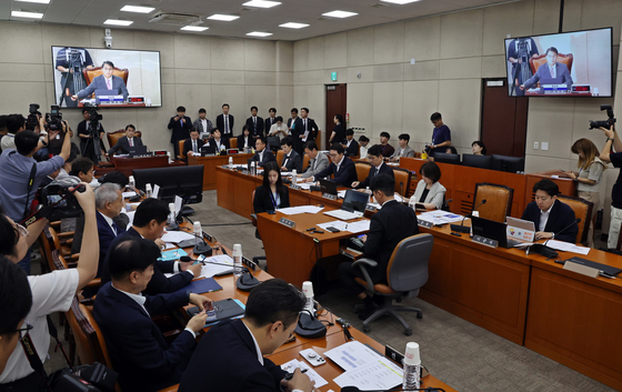 선관위 국조, 올공 재검표 일정 두고 공방…여야 '18일 잠정합의' 신경전