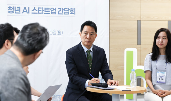 오세훈 서울시장, 청년 AI 스타트업 간담회 참석
