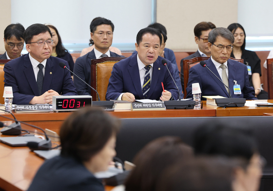 위철환 "선거관리 신뢰 훼손 책임 통감…근본 다시 세우겠다"