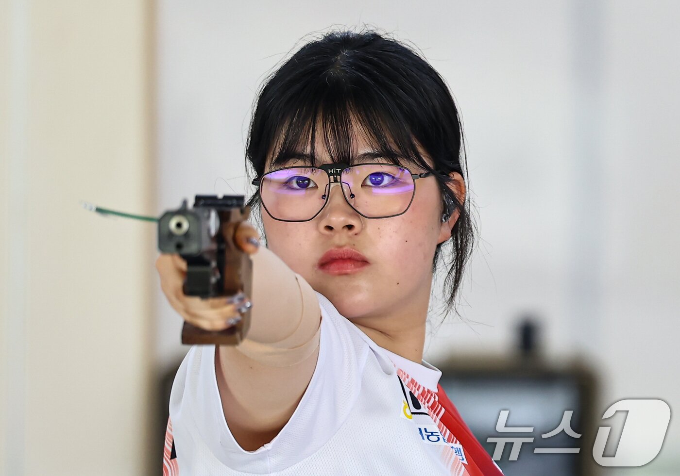 본문 이미지 - 2026 아이치-나고야 아시안게임 사격 국가대표 오예진이 10일 충북 진천군 진천국가대표선수촌에서 훈련을 하고 있다. 2026.8.10 ⓒ 뉴스1 김도우 기자