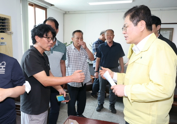 조지훈 전주시장, 농수산물시장 화재 피해 상인들 만나 "지원에 최선"