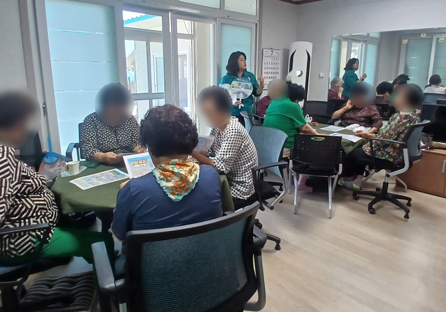 오늘도 33.9도 창녕…독거노인 등 취약계층 2719명 안전 강화