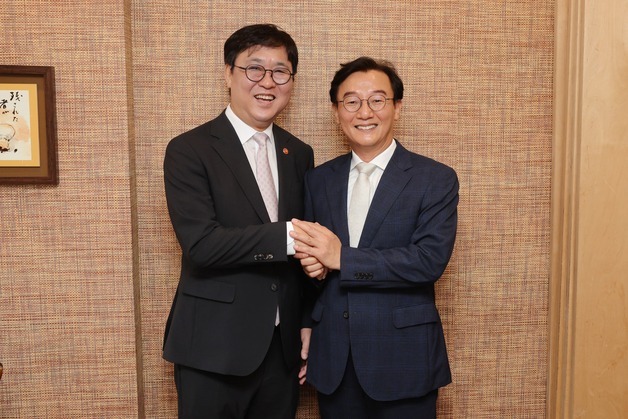 전재수 부산시장, 문체부장관에 돔 아레나·국민체육센터 등 지원 요청
