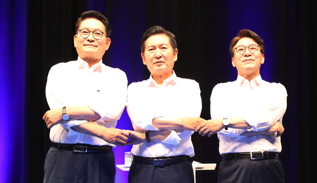 "사람 무시하는데 일가견" "전북 소외론"…정청래·김민석 '신경전'