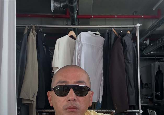 '전두환 역' 맡은 하정우, 파격 삭발…강렬 카리스마 '눈길' [N샷]