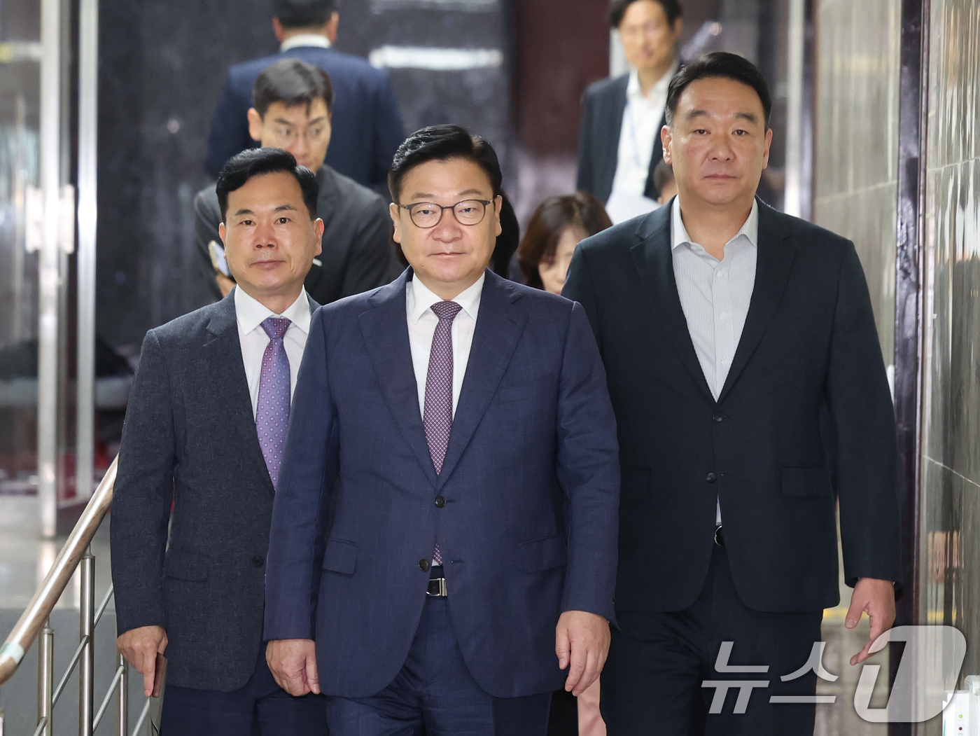 (서울=뉴스1) 황기선 기자 = 정점식 국민의힘 원내대표가 11일 오전 서울 여의도 국회에서 열린 원내대책회의에 참석하고 있다.  2026.8.11/뉴스1