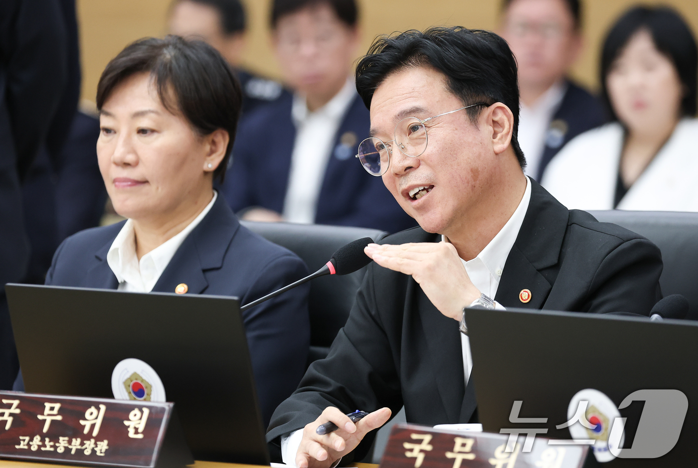 (세종=뉴스1) 허경 기자 = 김영훈 고용노동부 장관이 11일 정부세종청사에서 열린 국무회의에서 발언하고 있다. (청와대통신사진기자단) 2026.8.11/뉴스1