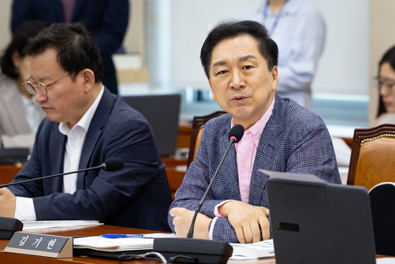 김기현 "존중받는 리더십 없이 칼로만"…당협 전면 재선출에 공개 반기
