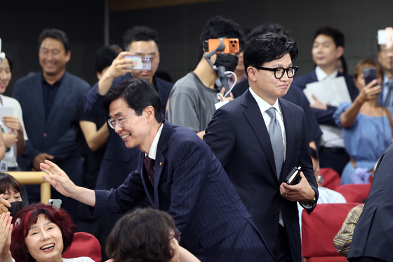 조경태, 안철수 등 향해 "너희가 바퀴벌레…박멸 대상"