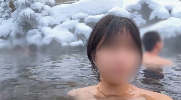 "남들도 찍길래"…촬영 금지 일본 온천서 카메라 든 한국 여성 시끌