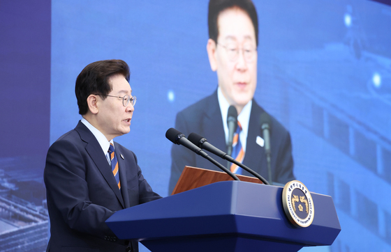李대통령 '7대 SEED' 보고회 주재…첨단기술로 미래성장동력 확보