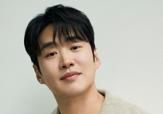 안재홍, '족구왕' 감독과 또 만났다…'강시: 공포의 워크샵' 캐스팅