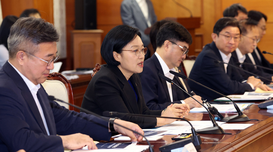 대한민국 2045전략수립위원회 주재하는 한성숙 총리
