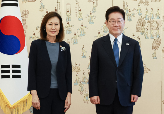 李대통령 "한미동맹 피로 맺어진 혈맹"…스틸 美대사 "한미관계 굳건"(종합)