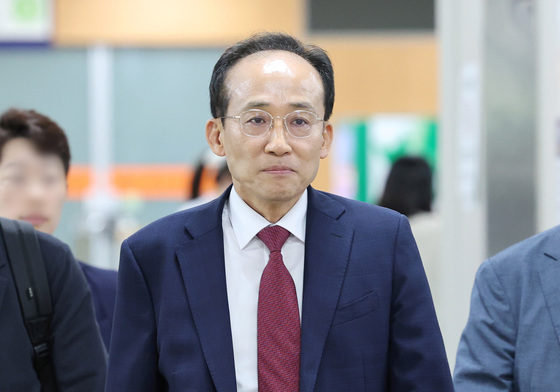 법정 향하는 추경호 대구시장