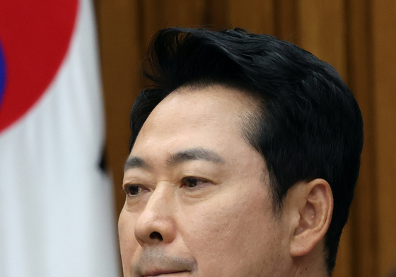 생각에 잠긴 장동혁 대표