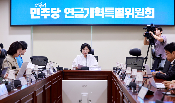 與연금특위 "기초연금 하후상박 개편, 단순 선별작업 돼선 안돼"