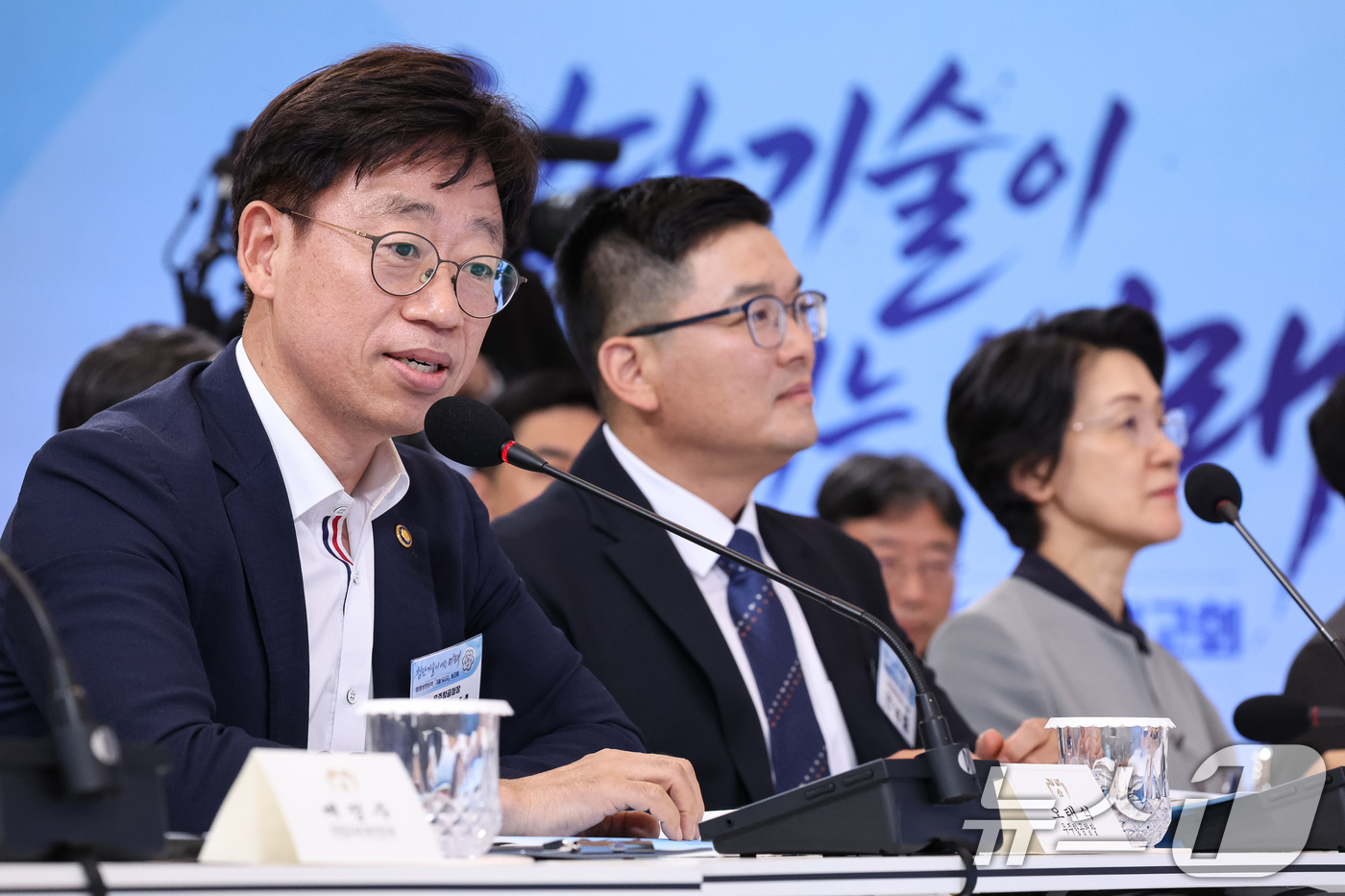(서울=뉴스1) 허경 기자 = 오태석 우주항공청장이 12일 청와대에서 열린 미래성장동력 7대SEED 보고회에서 발언하고 있다. 2026.8.12/뉴스1