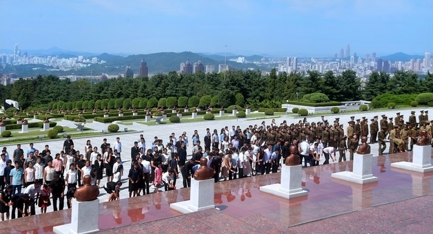 광복절 앞둔 北 "생산도 생활도 항일유격대식으로"[데일리 북한]