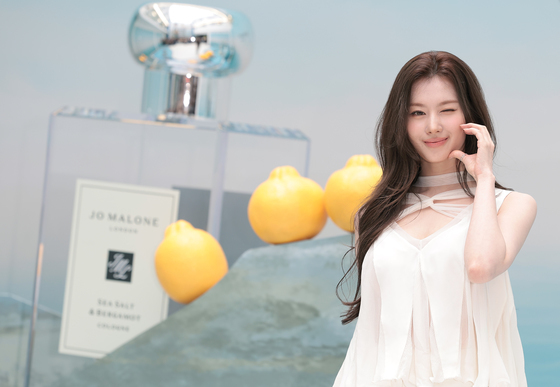 사나, 윙크 플러팅