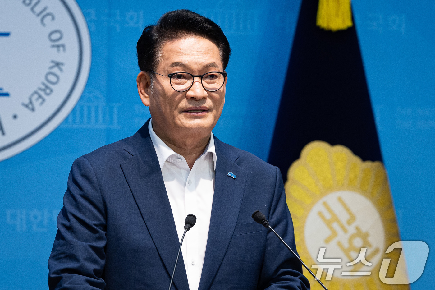 (서울=뉴스1) 유승관 기자 = 송영길 더불어민주당 당대표 후보가 13일 서울 여의도 국회 소통관에서 민생현안 관련 기자회견을 하고 있다. 2026.8.13/뉴스1