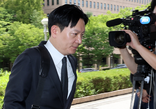 '정직 징계 청구' 박상용 부부장검사, 감찰위원회 출석
