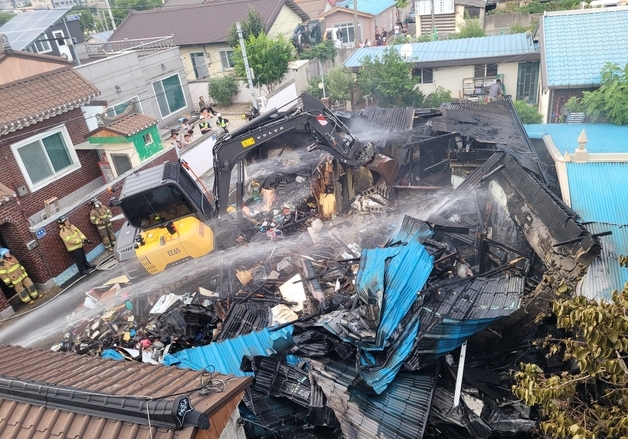 경북 포항서 주택 화재…인명피해 없이 3시간여 만에 진화