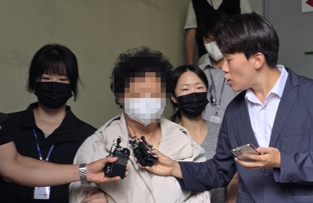 '11세 아동 학대치사 혐의' 천안 교회 목사 구속송치