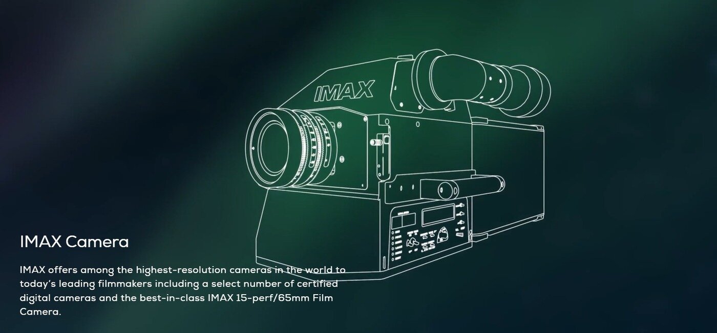 본문 이미지 - 아이맥스(IMAX) 필름 카메라. 아이맥스는 한 프레임에 필름 가장자리 구멍인 퍼포레이션 15개 길이를 사용하는 65㎜ 필름 카메라를 운용한다. 필름을 가로 방향으로 이동시켜 일반적인 영화 필름보다 한 장면에 넓은 면적을 사용하는 것이 특징이다. (IMAX 홈페이지 갈무리)