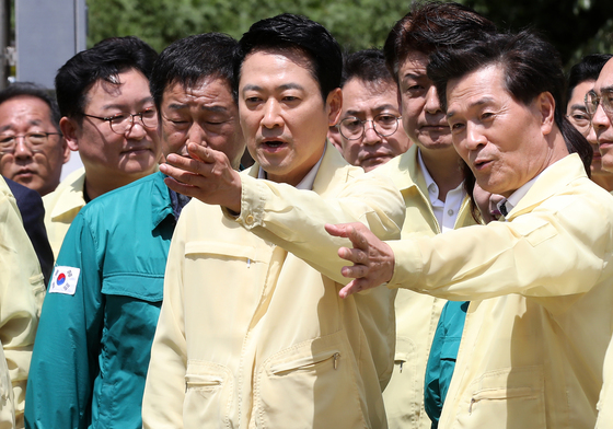 장동혁, 밀양 웅동저수지 가뭄 점검
