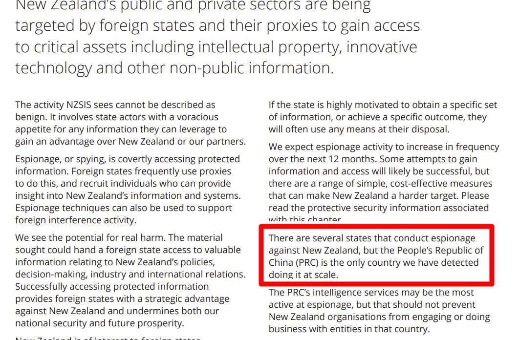 본문 이미지 - 보고서 일부로 '여러 국가가 뉴질랜드를 상대로 스파이 활동을 벌이고 있지만, 대규모(at scale)로 스파이 활동을 하는 것으로 탐지한 국가는 중국이 유일하다'(빨간 네모)는 내용.(NZSIS 보고서 캡처)