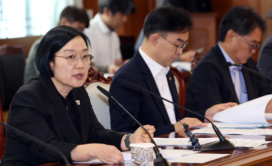 한성숙 총리, 주택 신속공급 점검 회의 주재