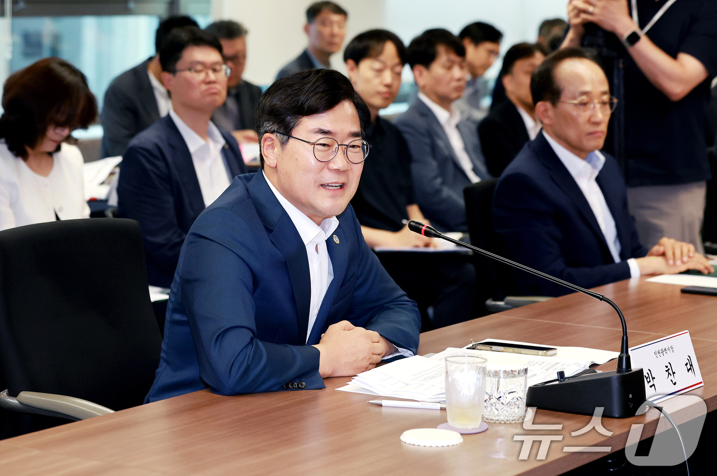 (서울=뉴스1) 이호윤 기자 = 박찬대 인천시장이 14일 서울 종로구 광화문빌딩에서 열린 제61차 대한민국시도지사협의회 정기총회에서 인사말을 하고 있다. 2026.8.14/뉴스1