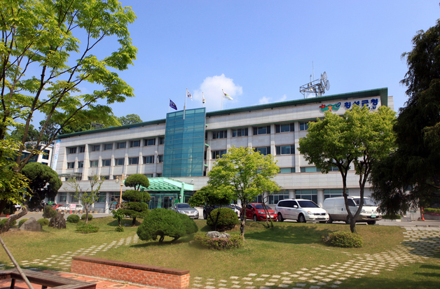 "반나절 일손도 구해드려요"…횡성군, 시간제 농업인력 중개 본격화
