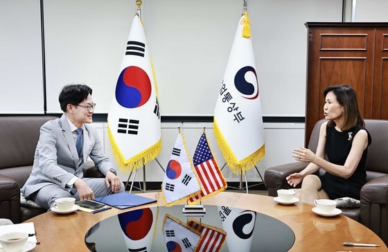 "美 압박 없다"지만…김정관 전격 방미에 대미 통상 '비상등'