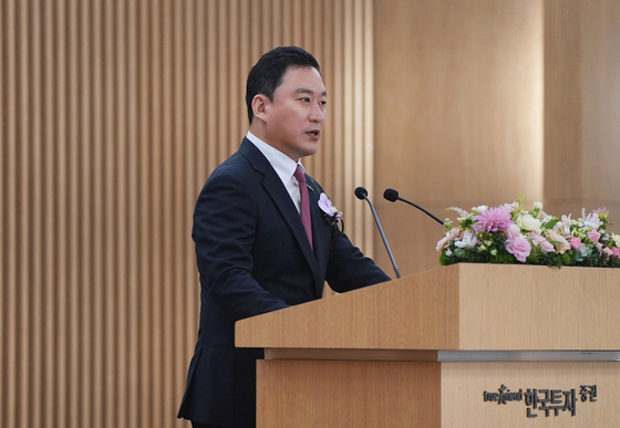 한투證 김성환 대표 상반기 보수 45.9억…PB센터 부장도 43.1억